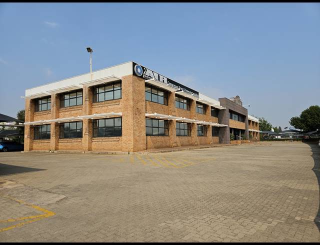 6,561M² WAREHOUSE TO LET IN HUGHES